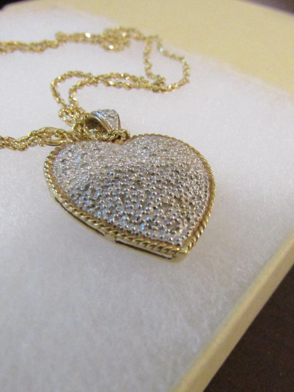 Heart Shaped Diamond necklace